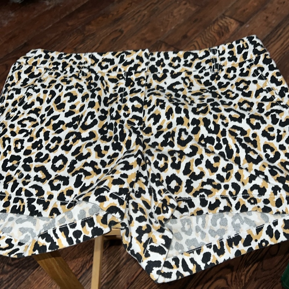 J crew Spring summer ready size 4 animal print